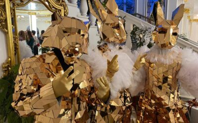 Золотые Зеркальные костюмы: роскошь и гламур